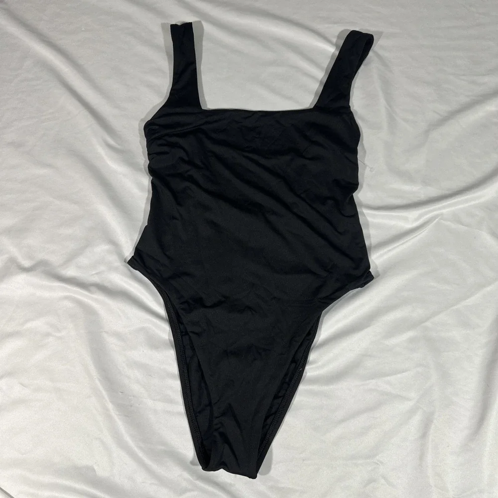 NEW $165 Vitamin A‎ [ Small ] Mika Square Neck One Piece Swimsuit Black U1519
